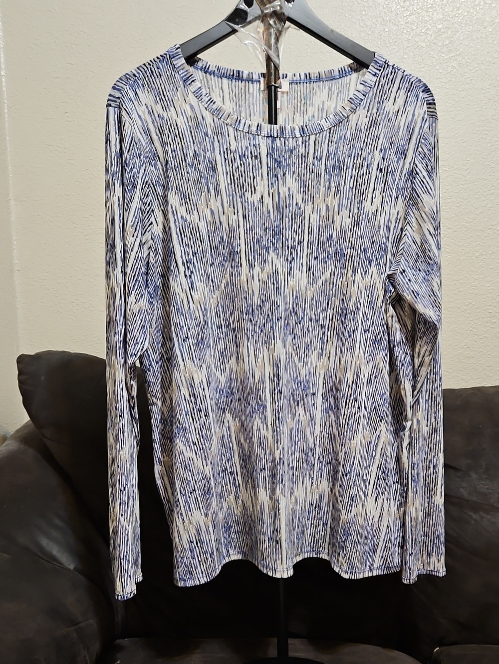 LOGO by Lori Goldstein Navy and White Abstract Stripe Long Sleeve Top